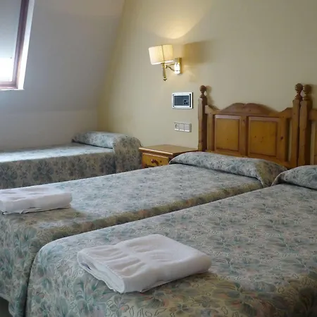 Santa Lucia Hotel 2*