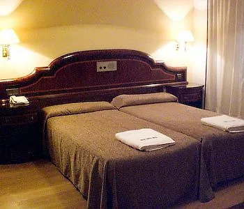 Santa Lucia 2* A Torre Branca